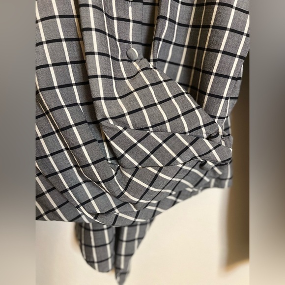 Tory Burch Top - Women's 4 Gray - Plaid Button Down Asymmetric Wrap Grey - Picture 16 of 16